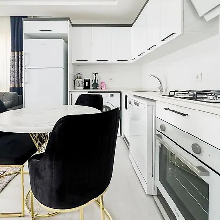 Apartment W Sauna Pool And Gym In